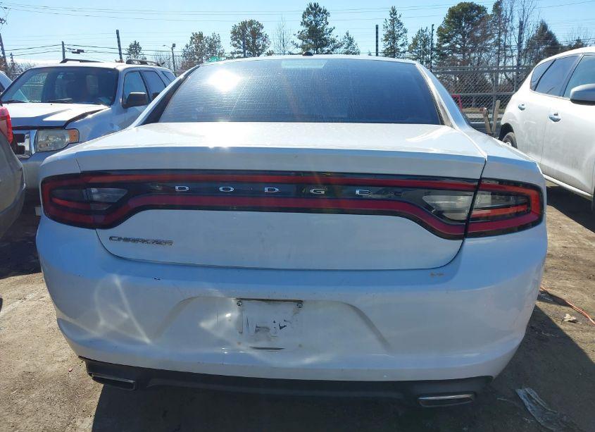 Photo 16 of 2015 Dodge Charger SE (VIN 2C3CDXBG0FH811990)