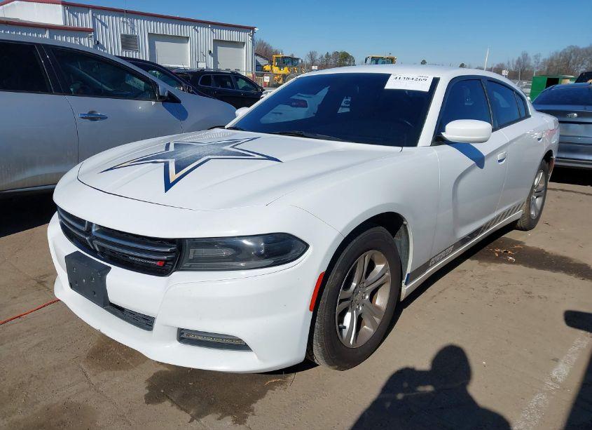 Photo 2 of 2015 Dodge Charger SE (VIN 2C3CDXBG0FH811990)