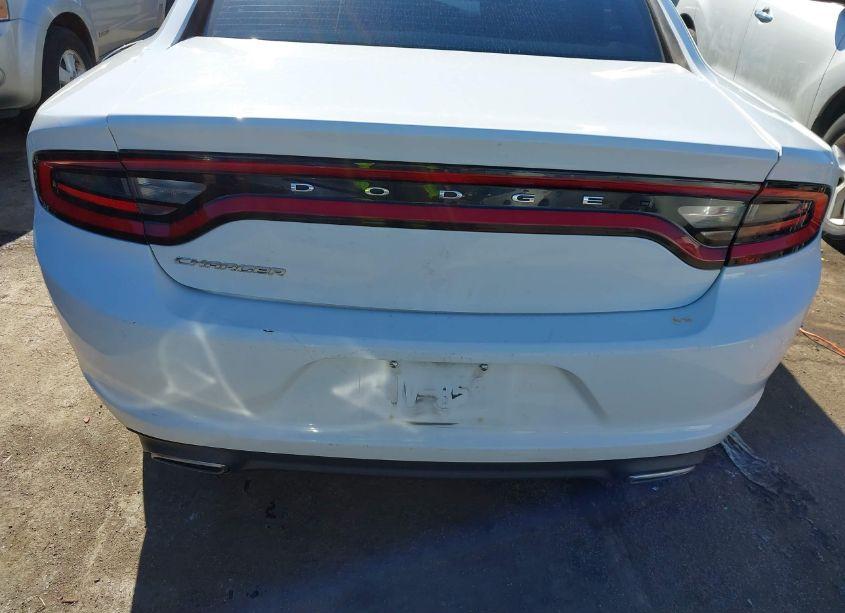 Photo 6 of 2015 Dodge Charger SE (VIN 2C3CDXBG0FH811990)