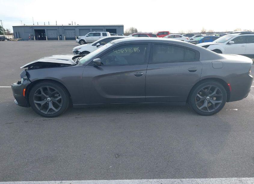 Photo 15 of 2015 Dodge Charger SE (VIN 2C3CDXBG0FH858842)