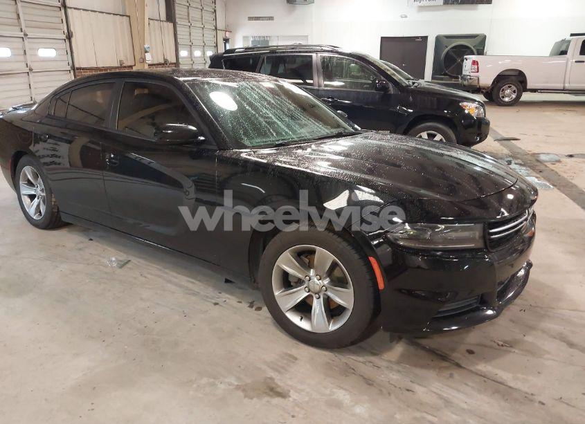 2015 Dodge Charger SE (VIN 2C3CDXBG0FH881070) main photo