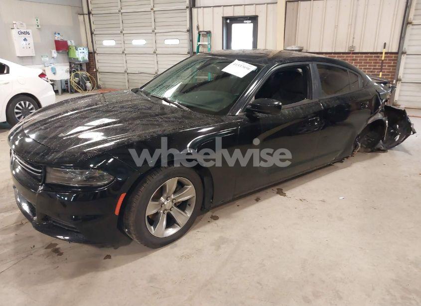 Photo 2 of 2015 Dodge Charger SE (VIN 2C3CDXBG0FH881070)