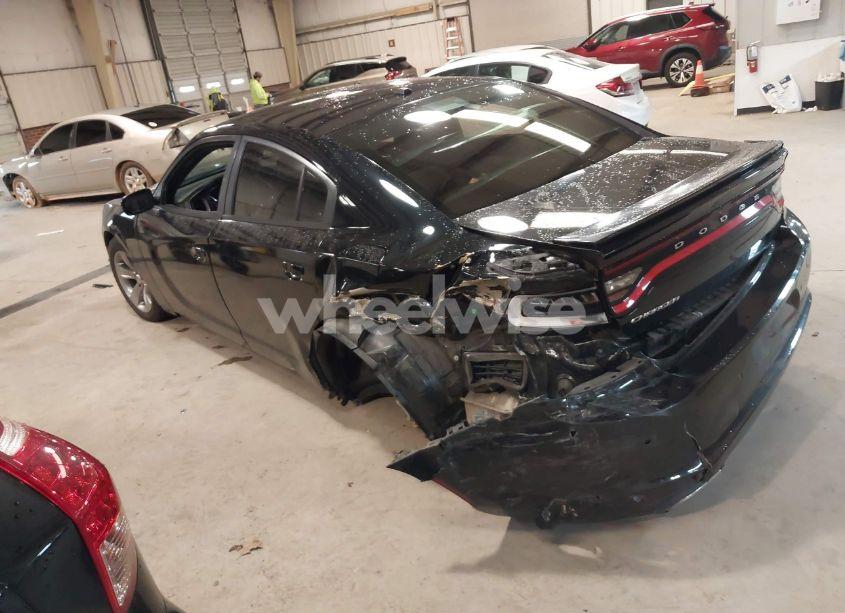 Photo 3 of 2015 Dodge Charger SE (VIN 2C3CDXBG0FH881070)