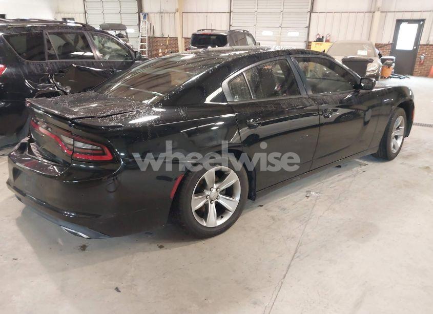 Photo 4 of 2015 Dodge Charger SE (VIN 2C3CDXBG0FH881070)