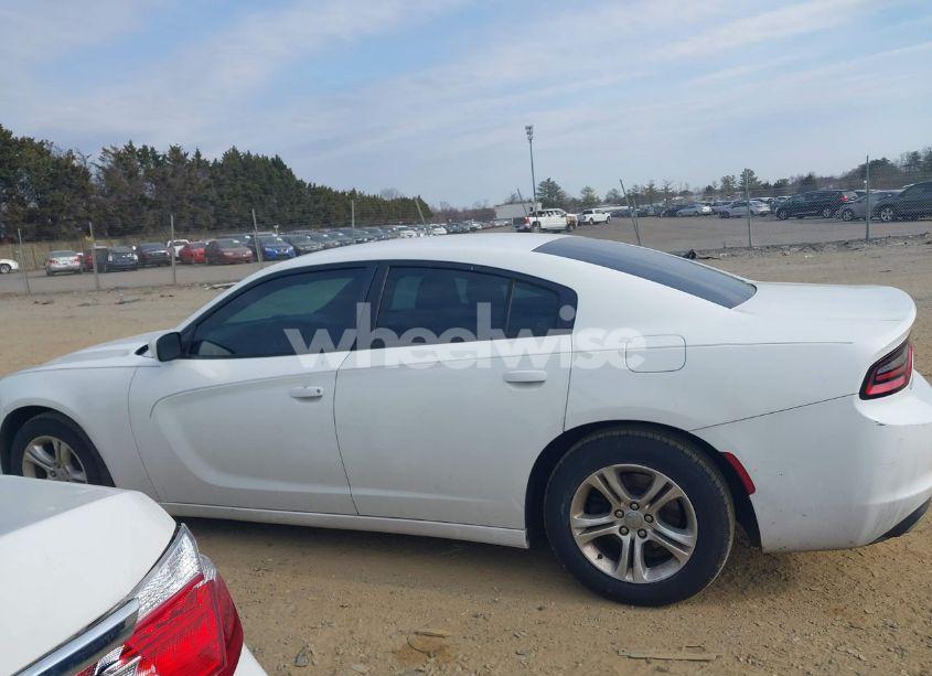 Photo 14 of 2015 Dodge Charger SE (VIN 2C3CDXBG0FH919302)
