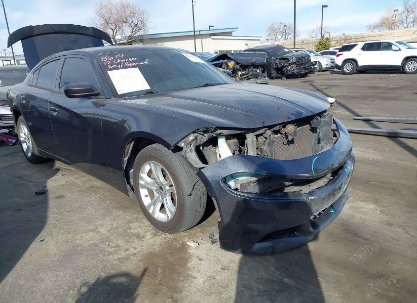 2017 Dodge Charger SE RWD (VIN 2C3CDXBG0HH541324) main photo