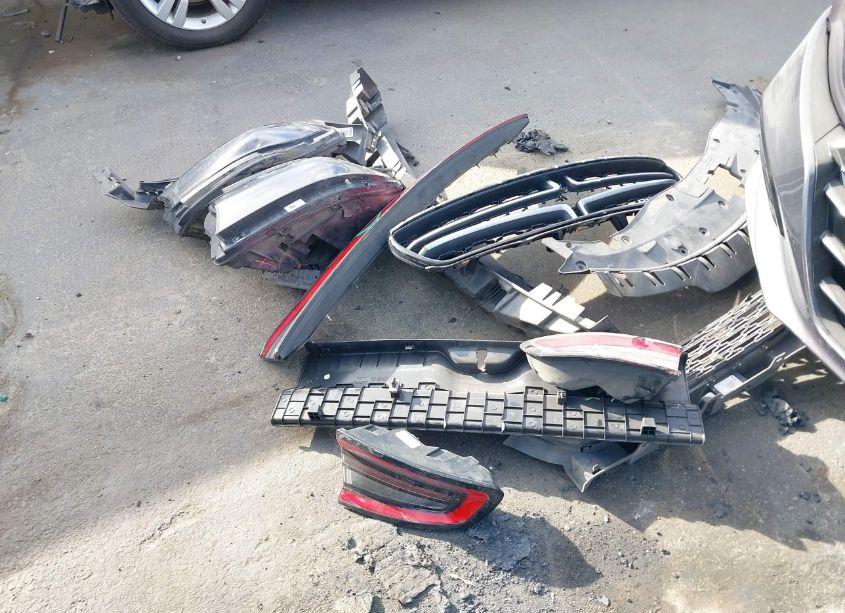 Photo 18 of 2017 Dodge Charger SE RWD (VIN 2C3CDXBG0HH541324)