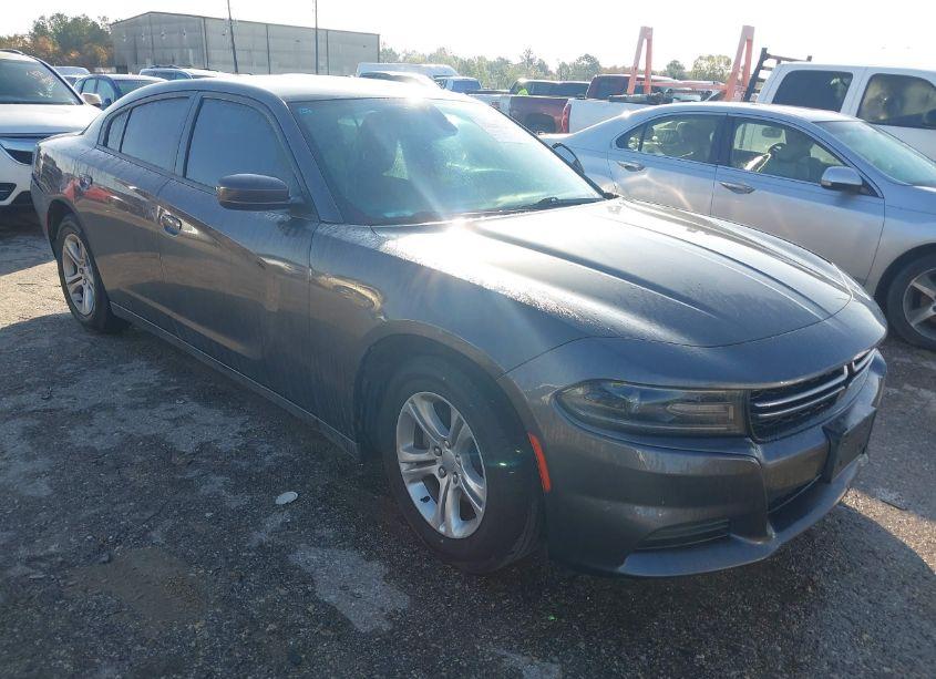 2017 Dodge Charger SE RWD (VIN 2C3CDXBG0HH585274) main photo