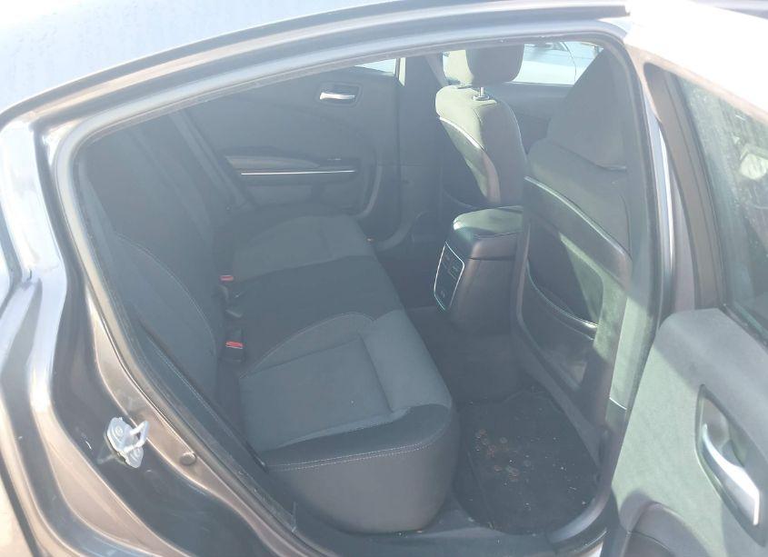 Photo 8 of 2017 Dodge Charger SE RWD (VIN 2C3CDXBG0HH585274)