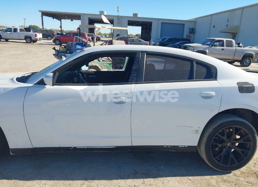 Photo 15 of 2017 Dodge Charger SE RWD (VIN 2C3CDXBG0HH612361)