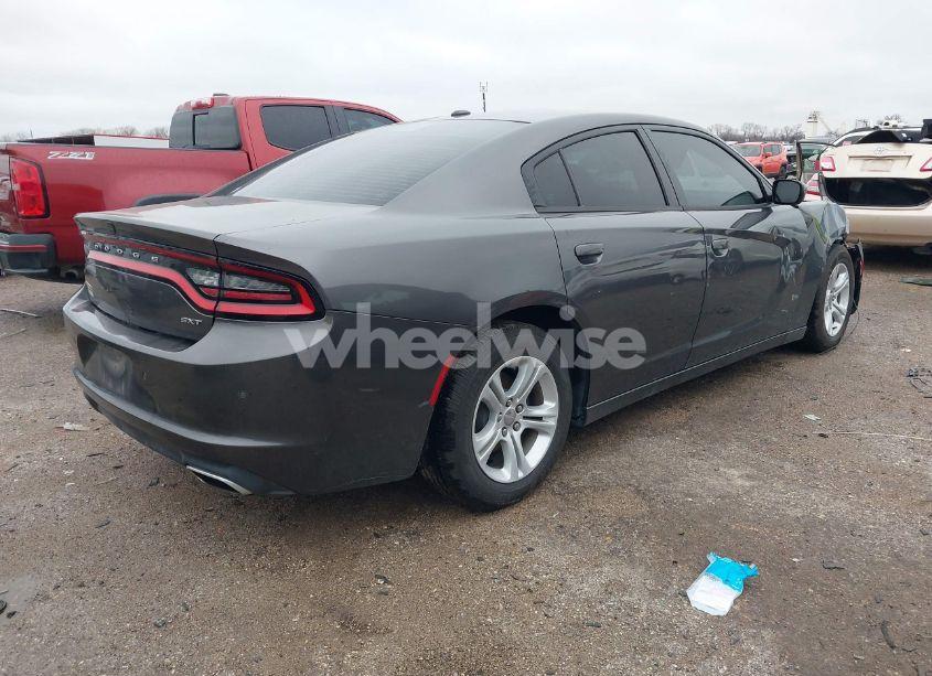 Photo 4 of 2018 Dodge Charger SXT RWD (VIN 2C3CDXBG0JH173779)