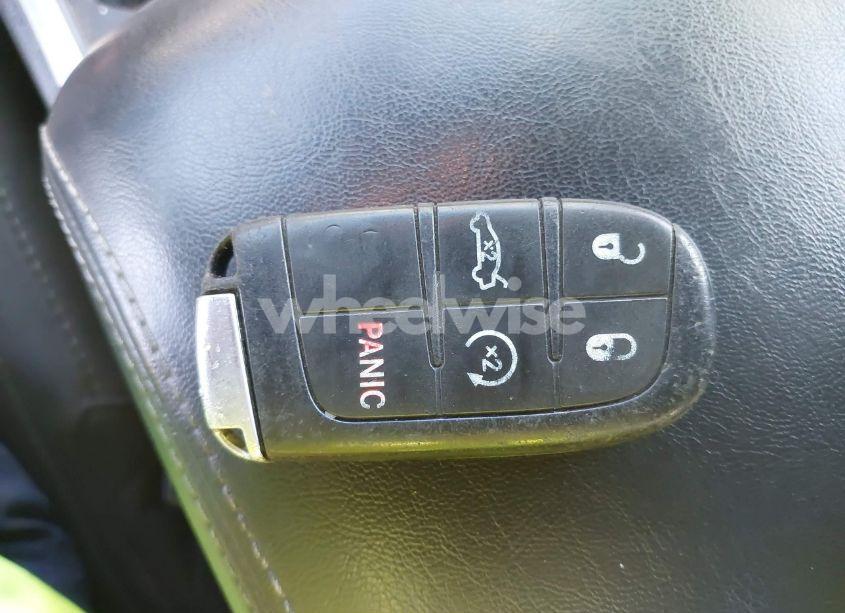 Photo 11 of 2019 Dodge Charger SXT RWD (VIN 2C3CDXBG0KH619351)