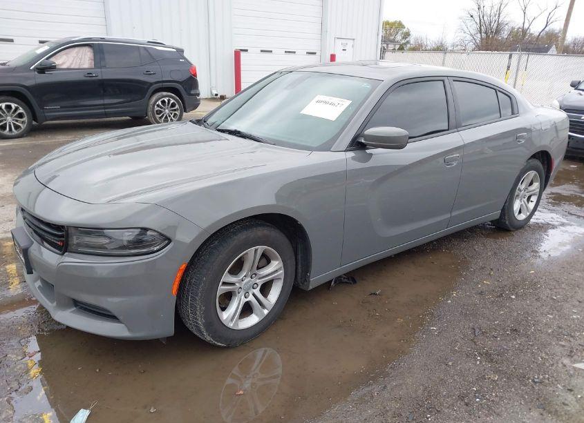 Photo 2 of 2019 Dodge Charger SXT RWD (VIN 2C3CDXBG0KH657579)