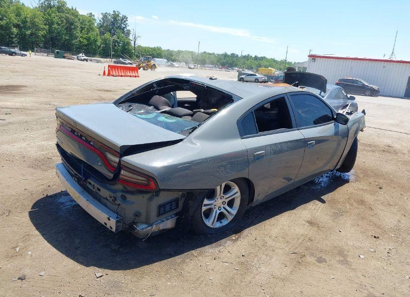 Photo 4 of 2019 Dodge Charger SXT RWD (VIN 2C3CDXBG0KH657677)