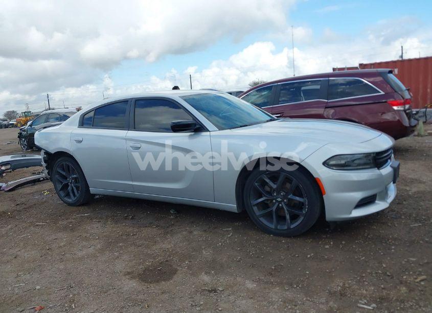 Photo 14 of 2019 Dodge Charger SXT RWD (VIN 2C3CDXBG0KH728487)