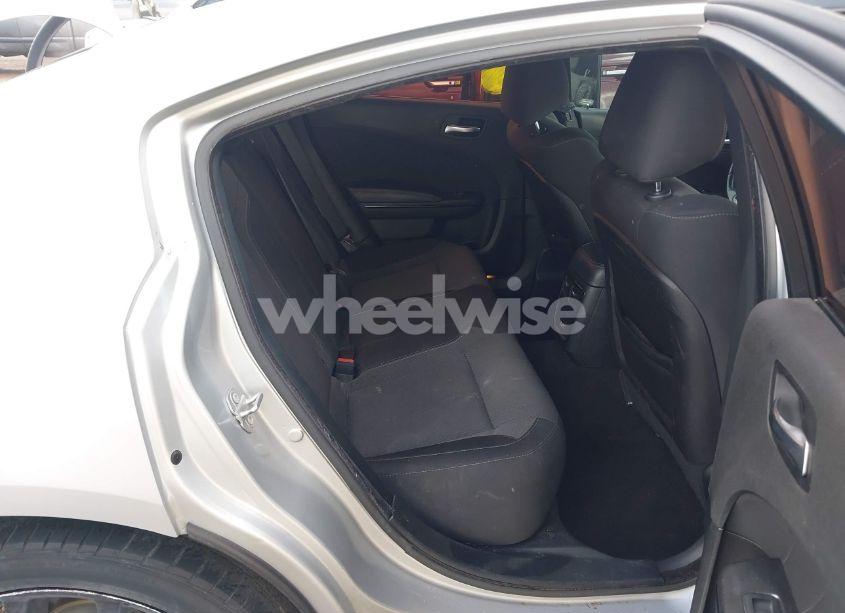 Photo 8 of 2019 Dodge Charger SXT RWD (VIN 2C3CDXBG0KH728487)