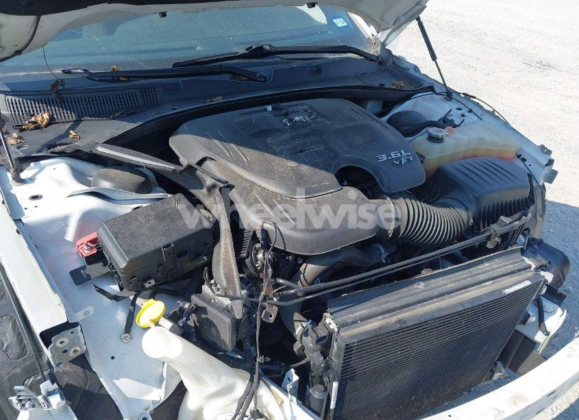 Photo 10 of 2020 Dodge Charger SXT RWD (VIN 2C3CDXBG0LH151462)