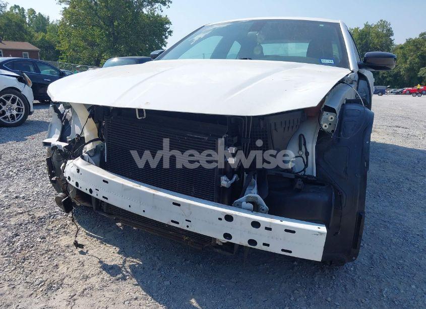 Photo 18 of 2020 Dodge Charger SXT RWD (VIN 2C3CDXBG0LH151462)