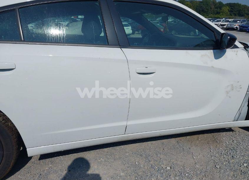 Photo 22 of 2020 Dodge Charger SXT RWD (VIN 2C3CDXBG0LH151462)