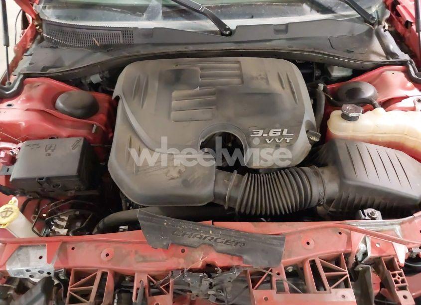 Photo 10 of 2021 Dodge Charger SXT RWD (VIN 2C3CDXBG0MH600883)
