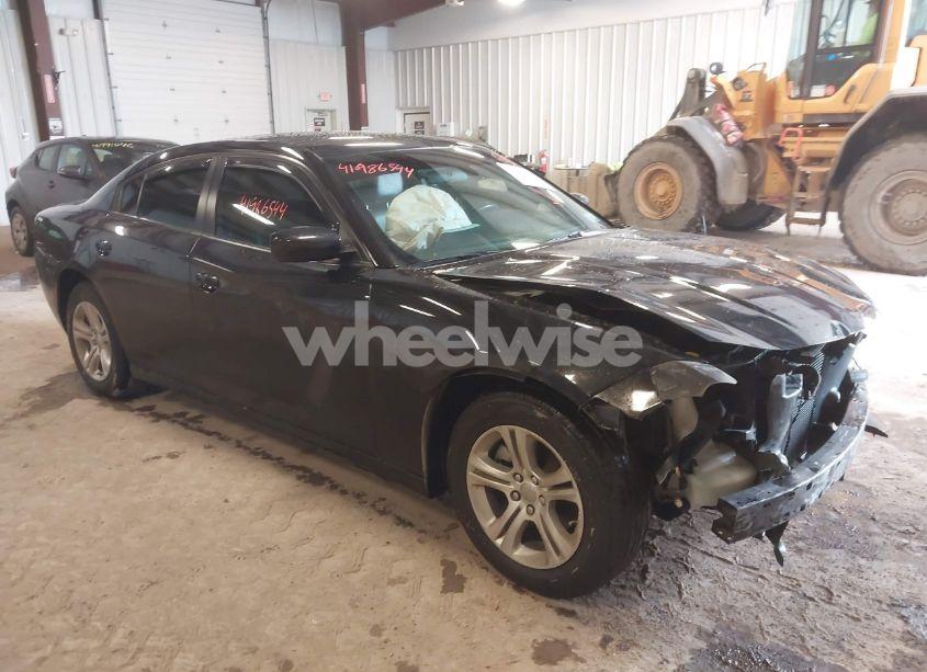 2021 Dodge Charger SXT RWD (VIN 2C3CDXBG0MH638839) main photo