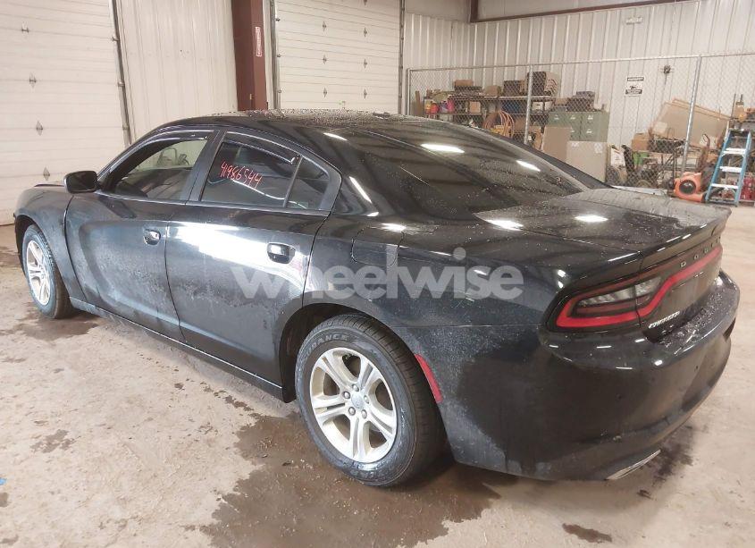 Photo 3 of 2021 Dodge Charger SXT RWD (VIN 2C3CDXBG0MH638839)