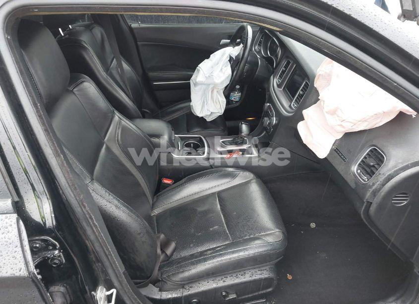 Photo 5 of 2021 Dodge Charger SXT RWD (VIN 2C3CDXBG0MH647041)