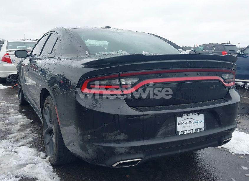 Photo 3 of 2022 Dodge Charger SXT RWD (VIN 2C3CDXBG0NH157720)