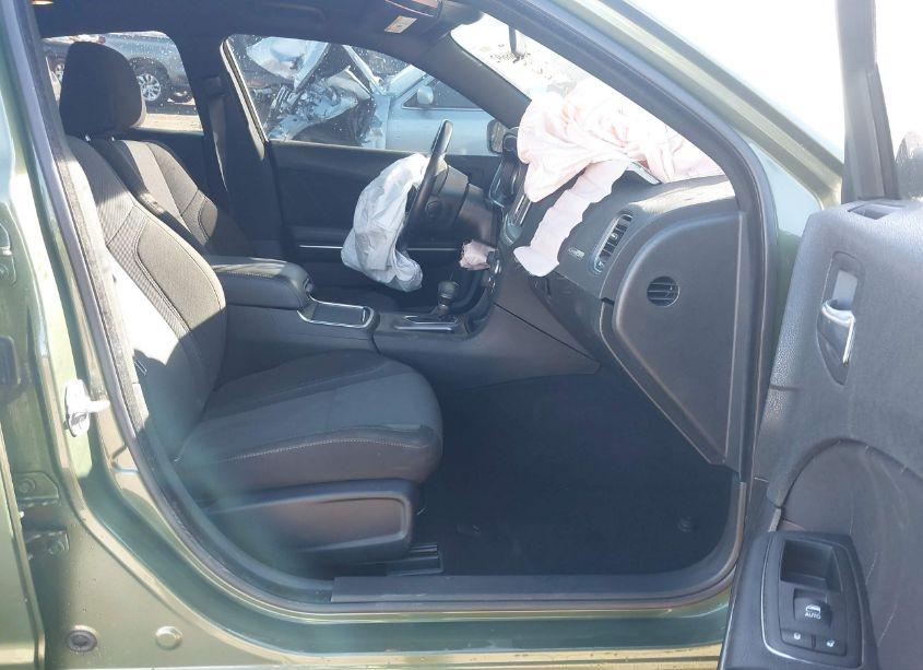Photo 5 of 2022 Dodge Charger SXT RWD (VIN 2C3CDXBG0NH228298)