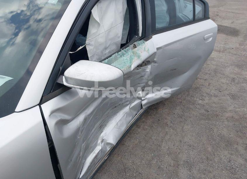 Photo 6 of 2012 Dodge Charger SE (VIN 2C3CDXBG1CH111245)