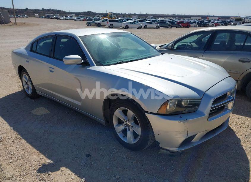 2012 Dodge Charger SE (VIN 2C3CDXBG1CH111889) main photo