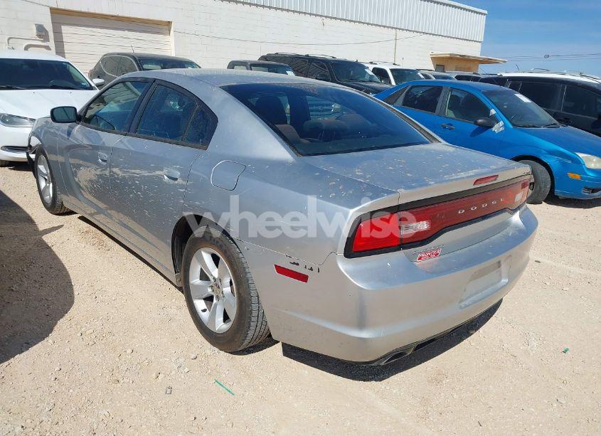Photo 3 of 2012 Dodge Charger SE (VIN 2C3CDXBG1CH111889)