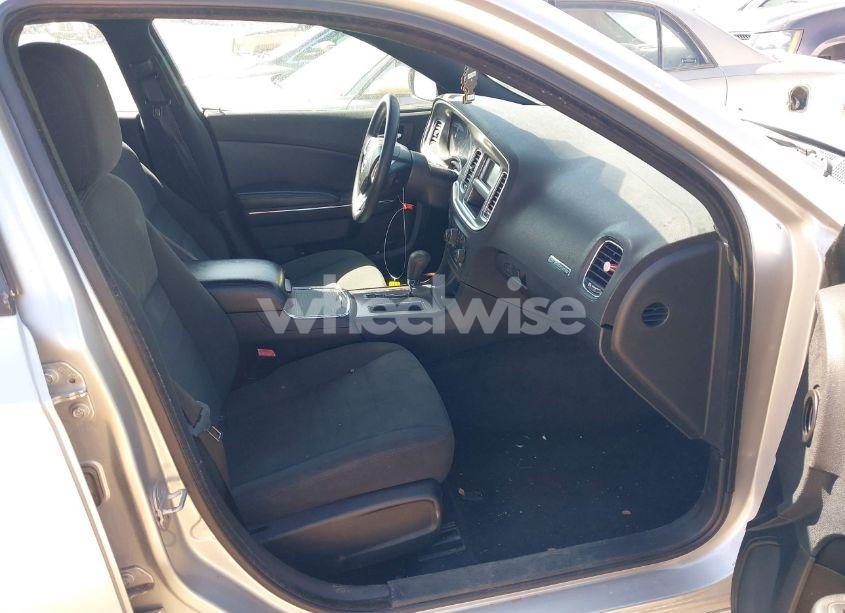 Photo 5 of 2012 Dodge Charger SE (VIN 2C3CDXBG1CH111889)