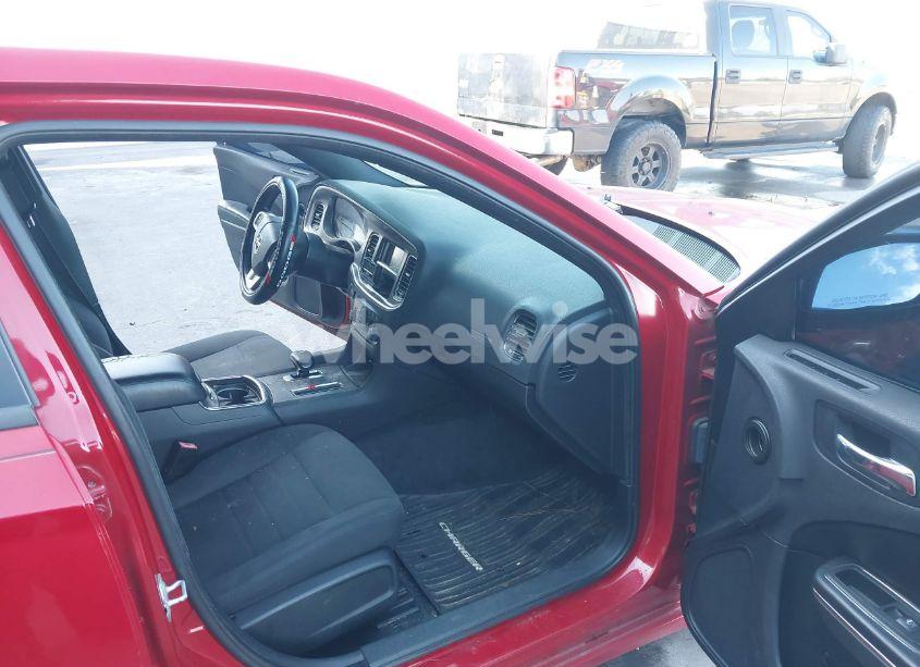 Photo 5 of 2012 Dodge Charger SE (VIN 2C3CDXBG1CH159361)