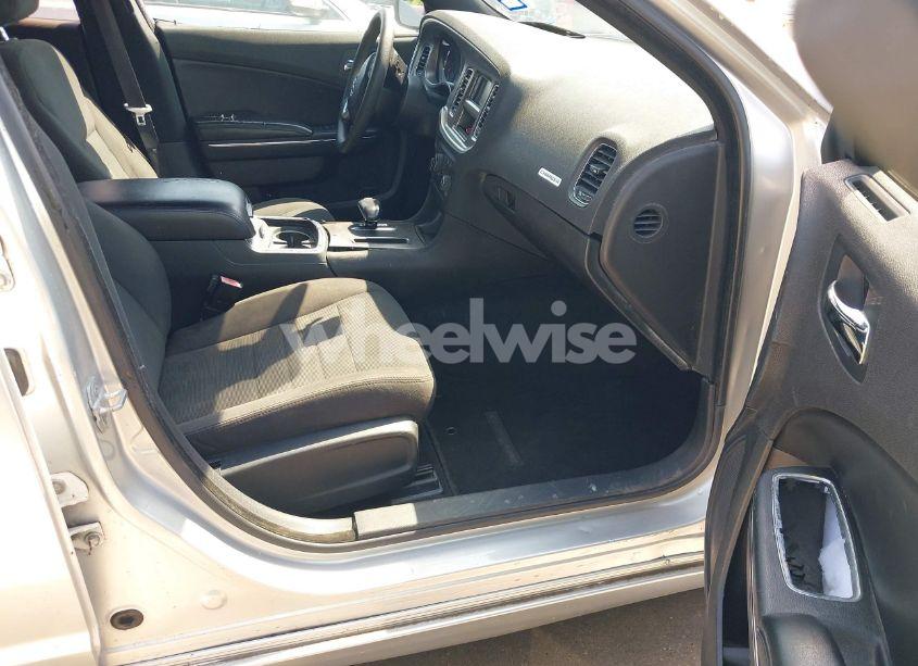 Photo 5 of 2012 Dodge Charger SE (VIN 2C3CDXBG1CH209112)