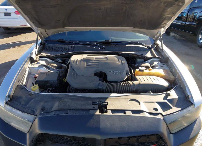 Photo 10 of 2012 Dodge Charger SE (VIN 2C3CDXBG1CH218957)