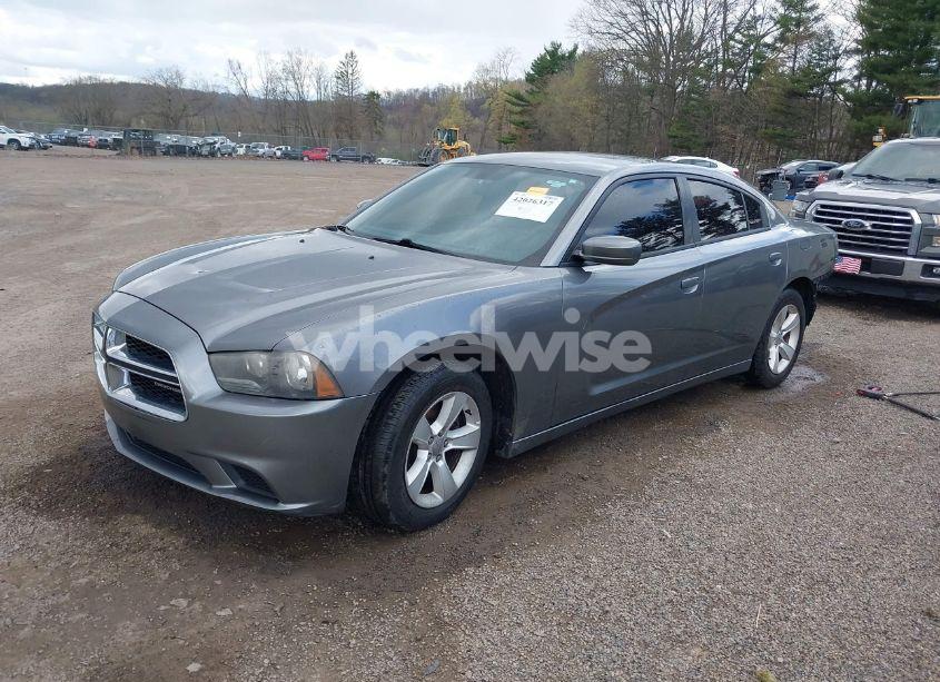 Photo 2 of 2012 Dodge Charger SE (VIN 2C3CDXBG1CH276423)