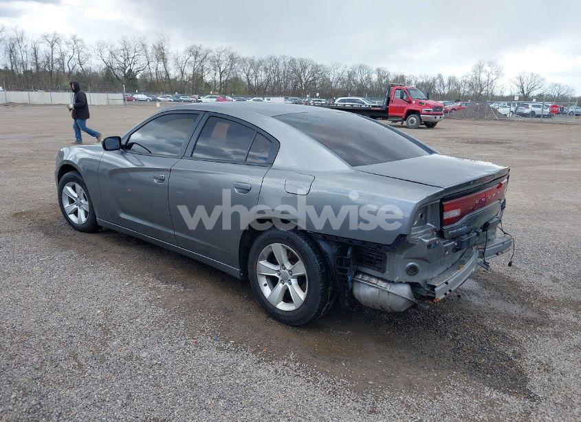 Photo 3 of 2012 Dodge Charger SE (VIN 2C3CDXBG1CH276423)