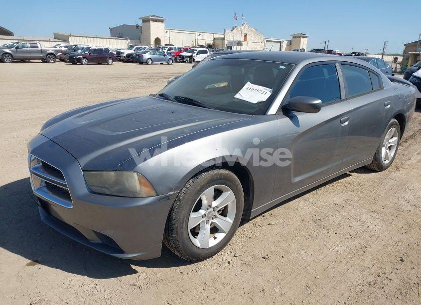 Photo 2 of 2012 Dodge Charger SE (VIN 2C3CDXBG1CH287311)