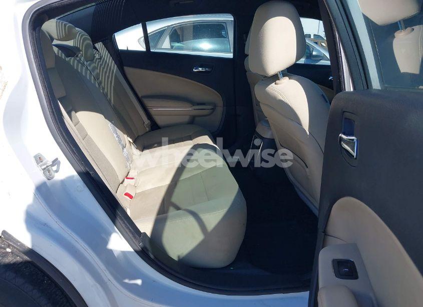 Photo 8 of 2013 Dodge Charger SE (VIN 2C3CDXBG1DH507807)