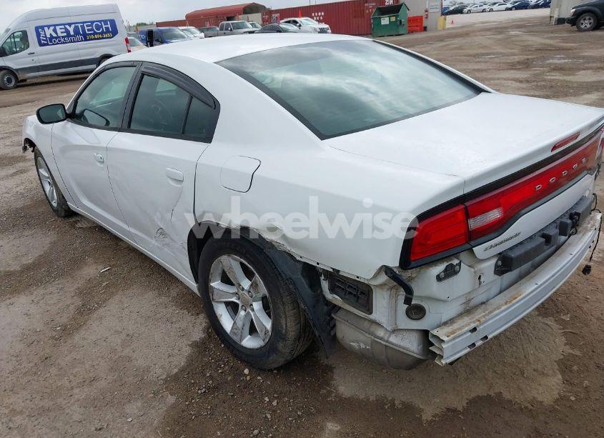 Photo 3 of 2014 Dodge Charger SE (VIN 2C3CDXBG1EH113502)
