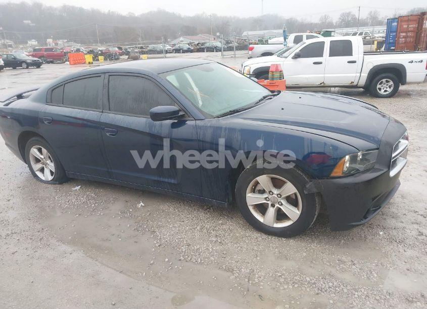 2014 Dodge Charger SE (VIN 2C3CDXBG1EH129067) main photo