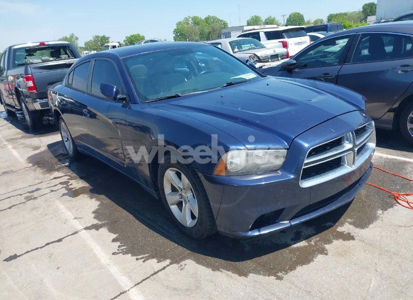 2014 Dodge Charger SE (VIN 2C3CDXBG1EH130526) main photo