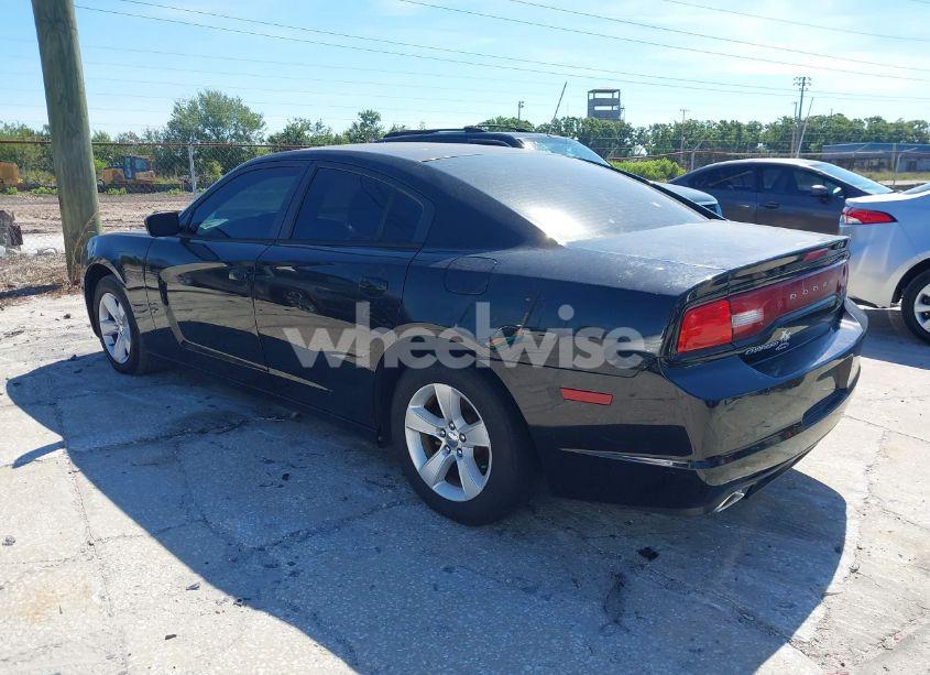 Photo 3 of 2014 Dodge Charger SE (VIN 2C3CDXBG1EH185087)