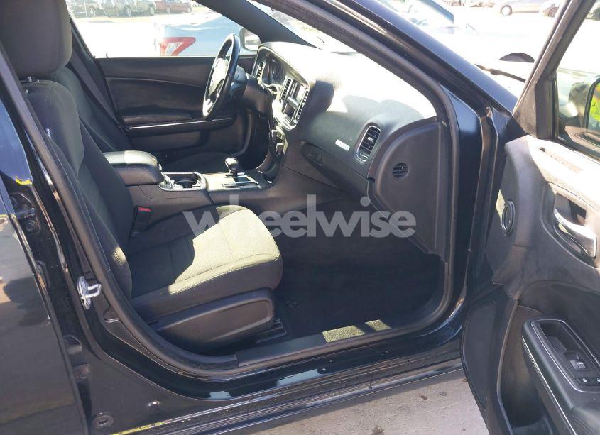 Photo 5 of 2014 Dodge Charger SE (VIN 2C3CDXBG1EH205810)