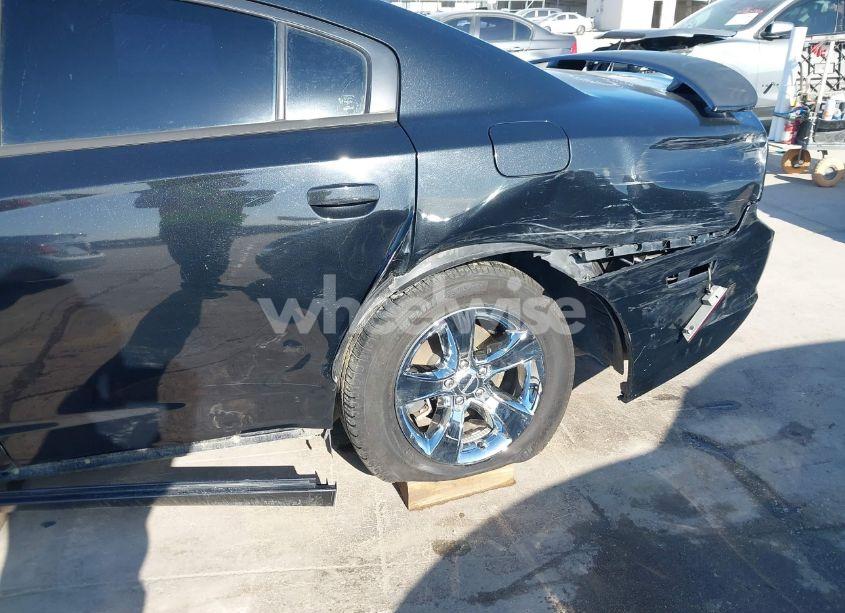 Photo 6 of 2014 Dodge Charger SE (VIN 2C3CDXBG1EH205810)