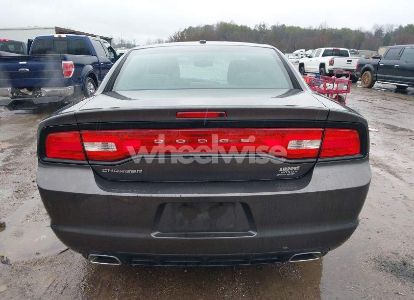 Photo 17 of 2014 Dodge Charger SE (VIN 2C3CDXBG1EH213518)