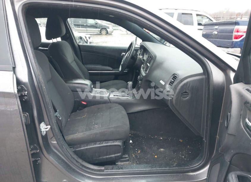 Photo 5 of 2014 Dodge Charger SE (VIN 2C3CDXBG1EH213518)