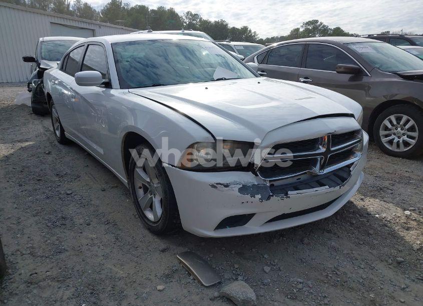2014 Dodge Charger SE (VIN 2C3CDXBG1EH265179) main photo