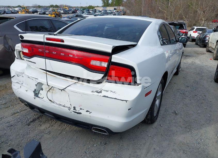 Photo 4 of 2014 Dodge Charger SE (VIN 2C3CDXBG1EH265179)